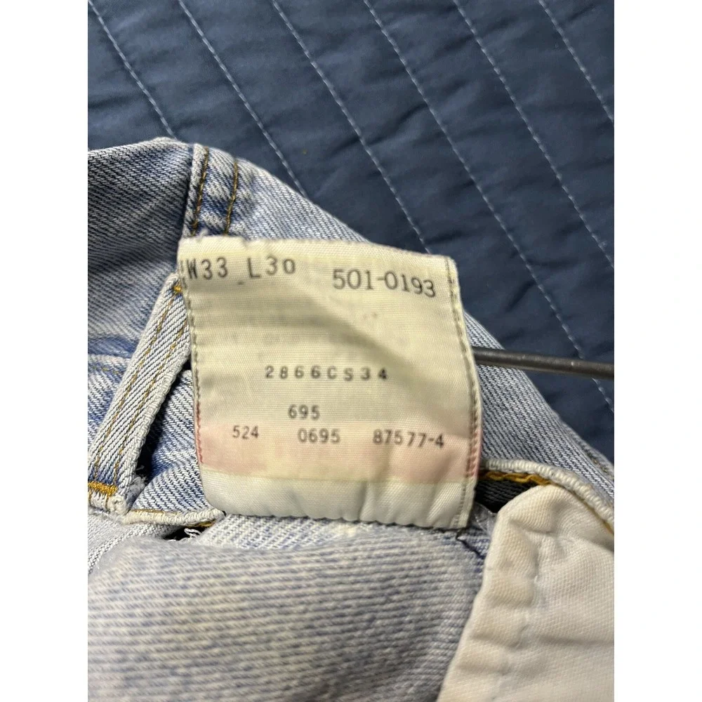 Vintage Levi's 501 Denim Jeans Men's Size 33x30 Blue Button Fly USA Made in 1995 - Picture 9 of 15